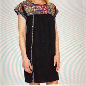 Johnny Was Embroidered Linen Tunic